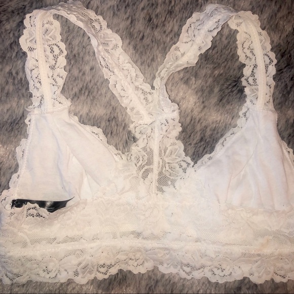 NWOT- White Lace Razor Back Bralette - Picture 4 of 5